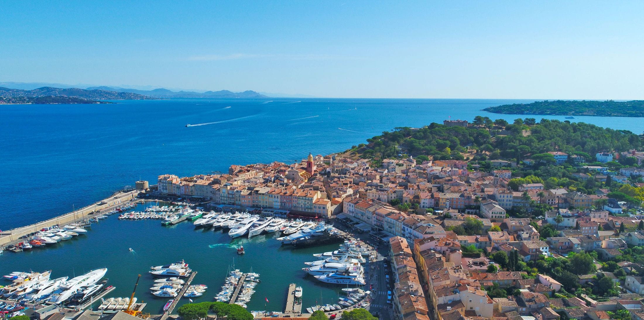 ©Jean-Louis Chaix - Ville de Saint-Tropez - Vue aérienne bis